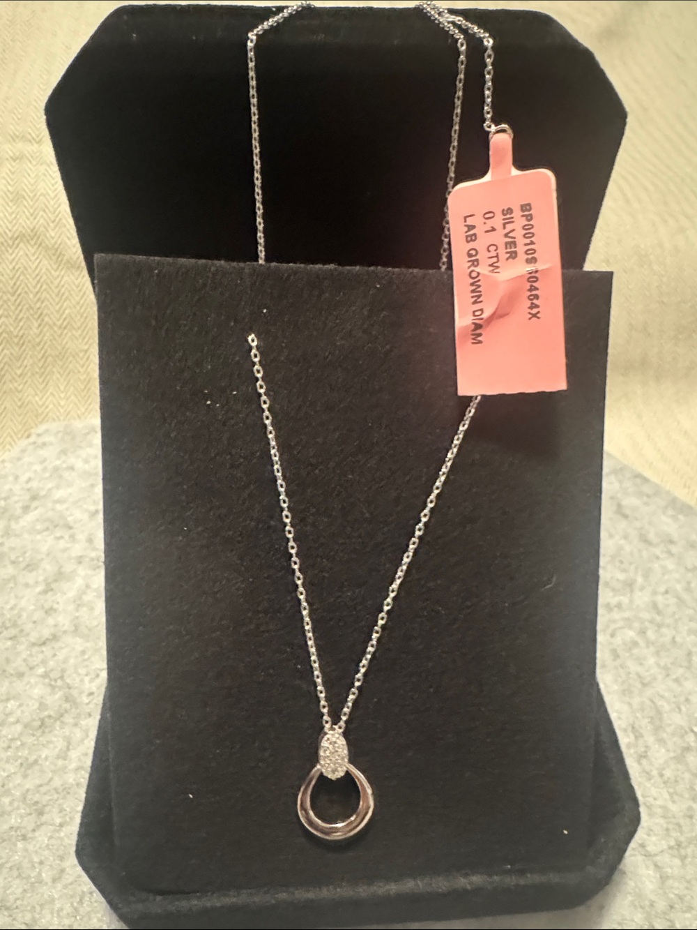 Diamond necklace in sterling silver
